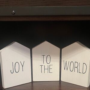 Writer & Pen Hinged Rustic Farmhouse Joy To The World Sign